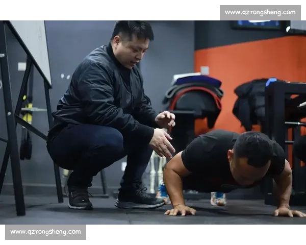 体能教练引领科学训练体系打造全面运动表现提升之路核心方法与实践 体能教练引领科学训练体系打造全面运动表现提升之路核心方法与实践