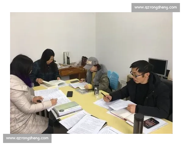 《探索暂停调整在各领域中的应用与优化策略研究》 《探索暂停调整在各领域中的应用与优化策略研究》